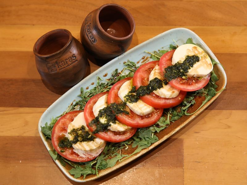 Karas Dine-In food